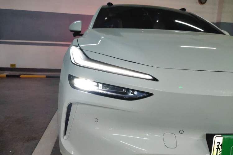 Used ONVO L60 2024 60 kWh Rear-Drive Version Right Front Headlight