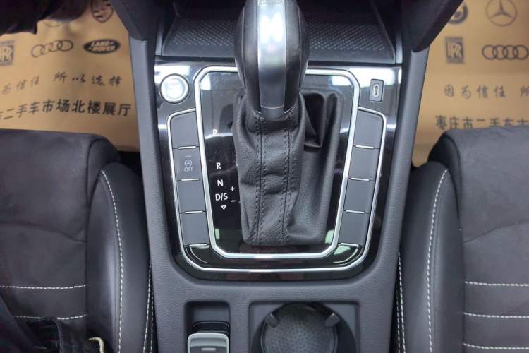 Used Volkswagen Magotan 2020 330TSI DSG Luxury Edition Gear Lever