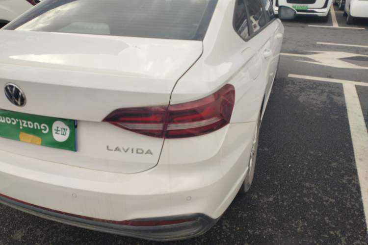 Used Volkswagen Lavida 2023 1.5L Automatic De Yi Edition