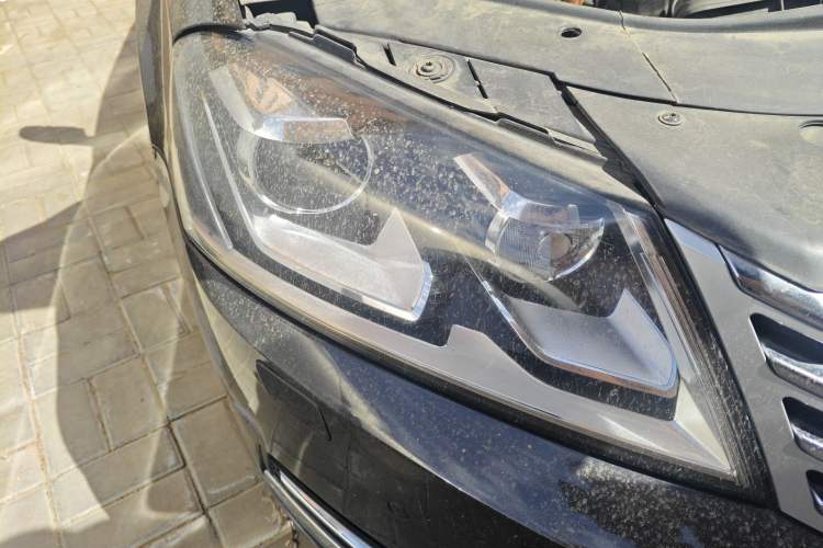 Used Volkswagen Magotan 2012 2.0 TSI Ultimate Edition Right Front Headlight