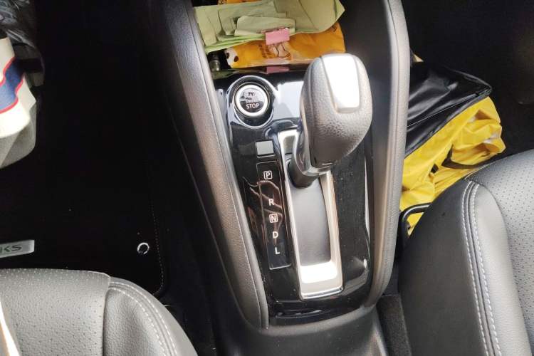 Used Nissan Kicks 2020 1.5L XV CVT Smart Connect Luxury Edition