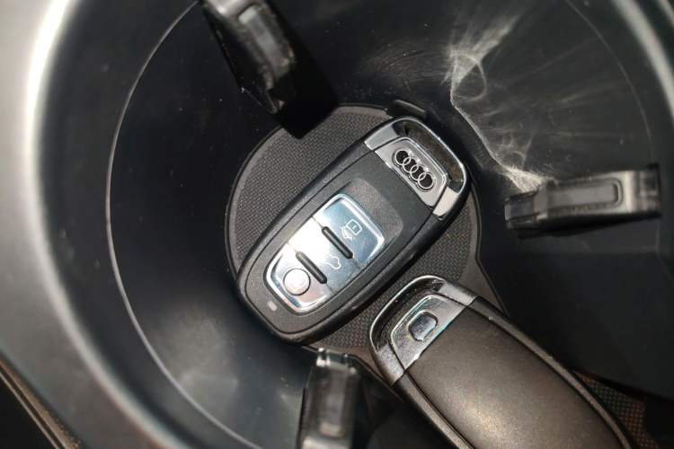 Used Audi A4L 2016 35 TFSI Collection Edition S line Comfort Model
