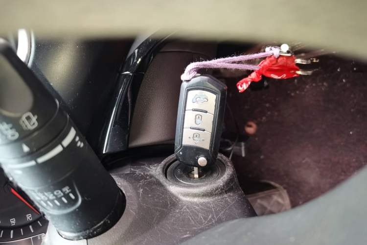 Used GAC Trumpchi GS4 2017 200T Manual Two-Wheel Drive Elite Edition Vehicle Key