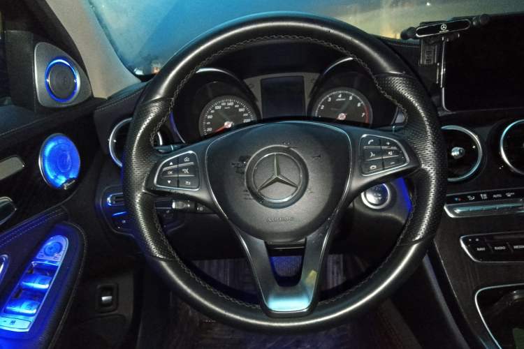 Used Mercedes-Benz C-Class 2015 C 200 L Sport Edition Steering Wheel
