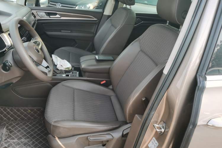 Used Volkswagen Viloran 2020 330TSI Business Edition