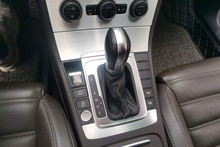 Used Volkswagen FAW-Volkswagen CC 2018 1.8TSI Luxury Model
