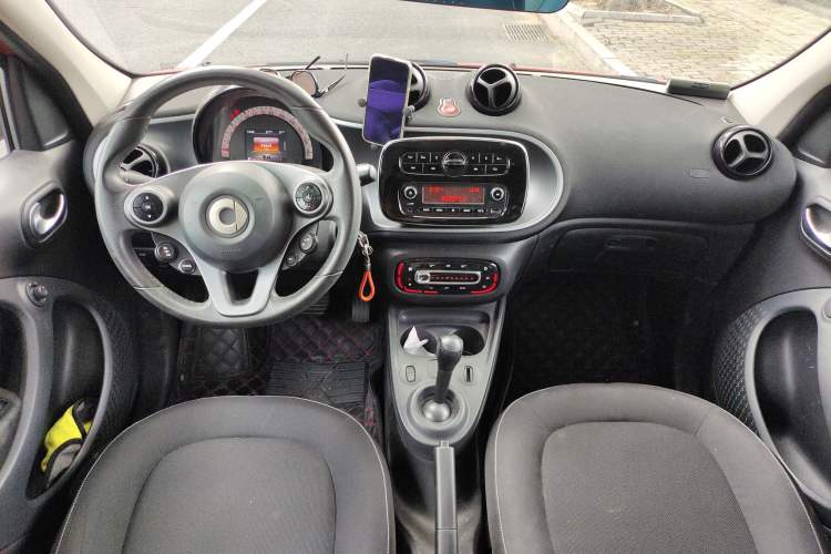 Used smart forfour 2016 1.0L 52 kW Passion Edition