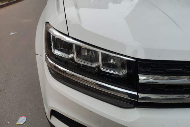 Used Volkswagen Tharu 2019 280TSI Two-Wheel-Drive Trend Edition China V Standard
