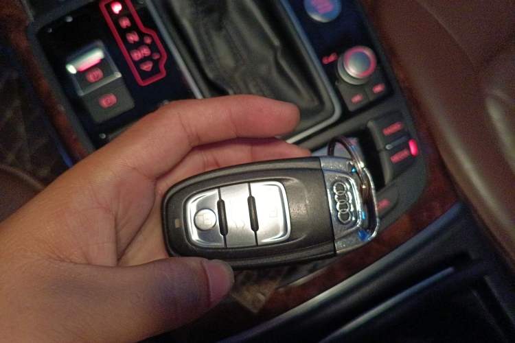 Used Audi A6L 2014 30 FSI Comfort Model