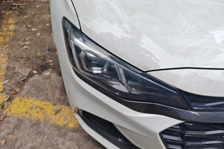 Used Chevrolet Monza 2019 RS 330T Automatic Comfort Edition China VI Standard Right Front Headlight