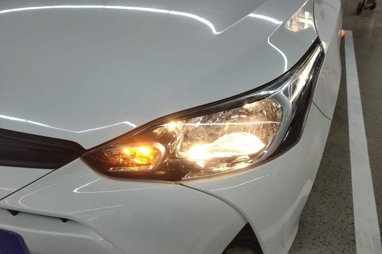 Used Toyota YARiS L Zhi Xiang 2017 1.5E CVT Dynamic Edition Left Front Headlight