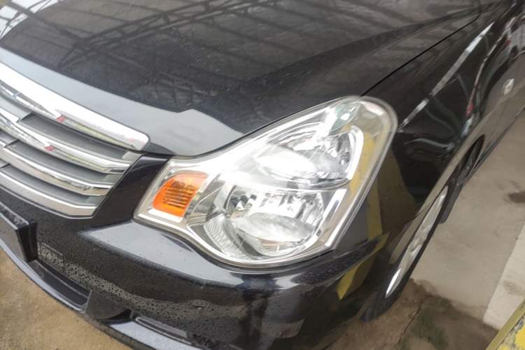 Used Nissan Sylphy 2012 Classic 1.6XE Automatic Comfort Edition Left Front Headlight