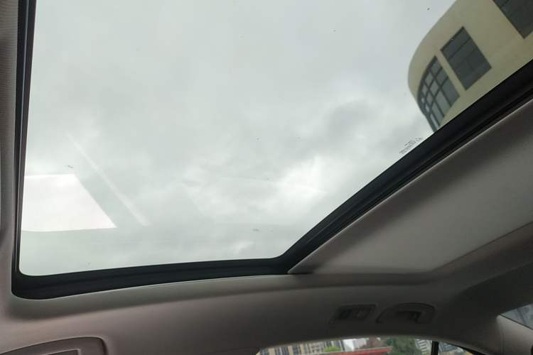 Used Volkswagen Magotan 2023 2 Million Units Limited Edition 330TSI DSG Leading Version
