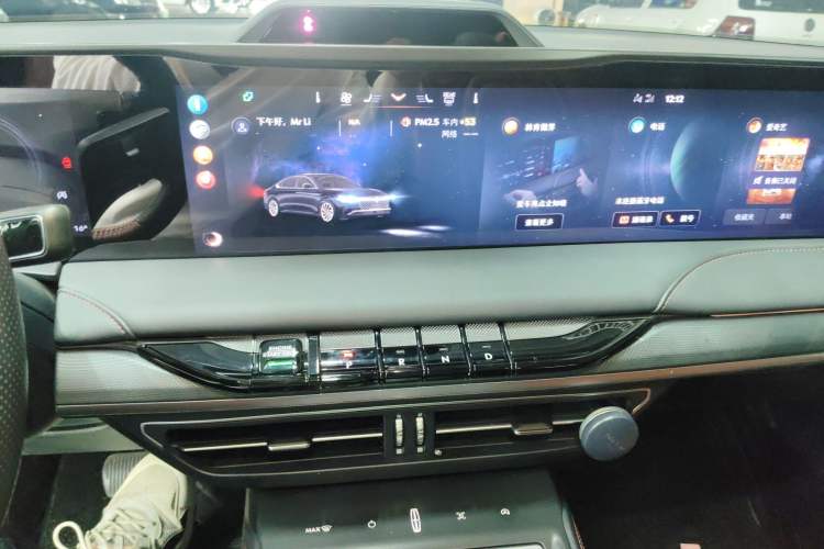 Used Lincoln Z 2022 iXiang Zunyi Edition Audio And AC Panel