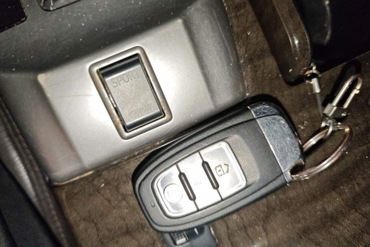 Used Toyota Reiz 2013 2.5V Shangrui Edition Vehicle Key