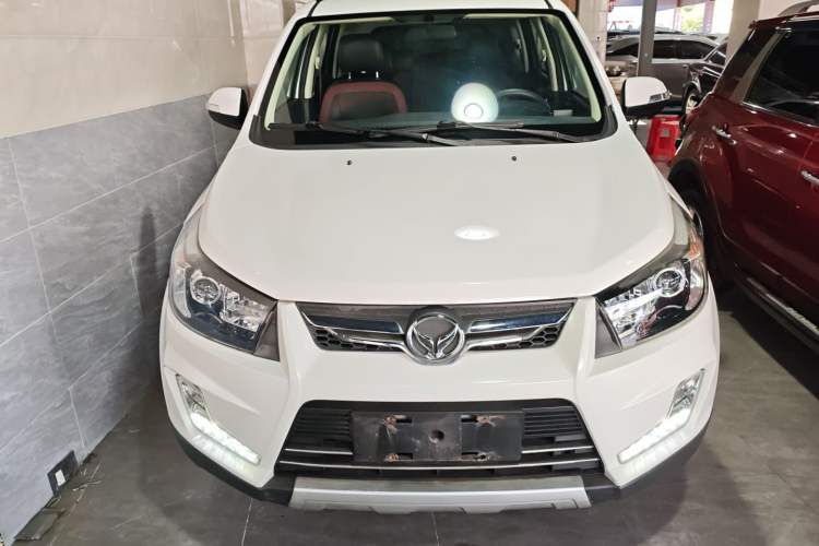 Used HYOSOW S3 2014 1.5L Comfort Version China IV Emission Standard
