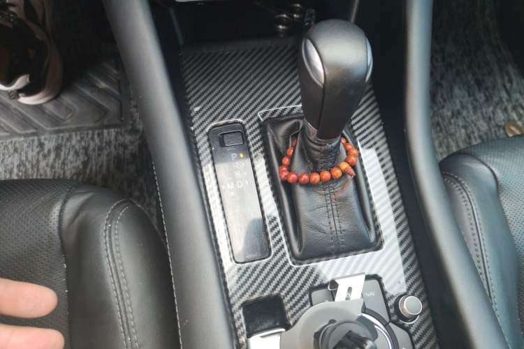 Used Mazda Atenza 2020 2.0L Blue Sky Luxury Edition
