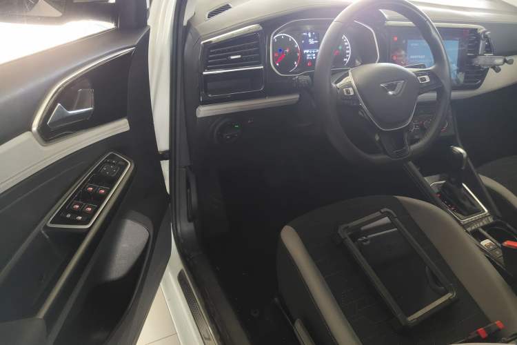 Used Jetta VS5 2024 280TSI Automatic Pioneer Edition
