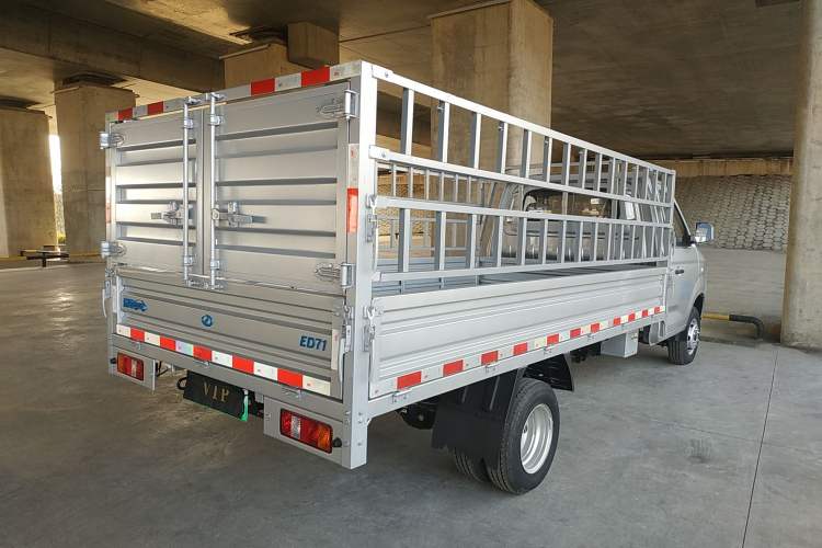 Used Ruichi ED71 2022 ED71 Side-Board Truck Pioneer Model I
