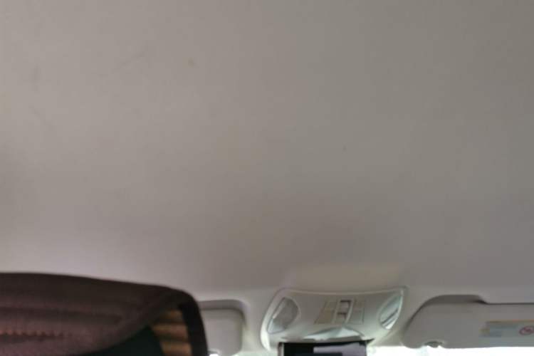 Used GAC Trumpchi GS5 2012 2.0L Manual Two-Wheel Drive Comfort Edition Headliner