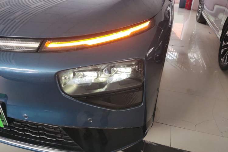 Used XPeng G9 2025 625 Long-Range Max
