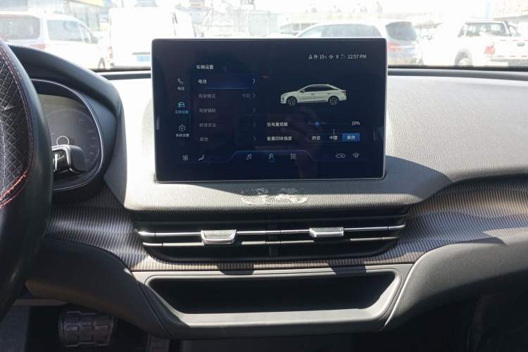 Used Hongqi E-QM5 2023 Revised Version Basic Travel Edition
