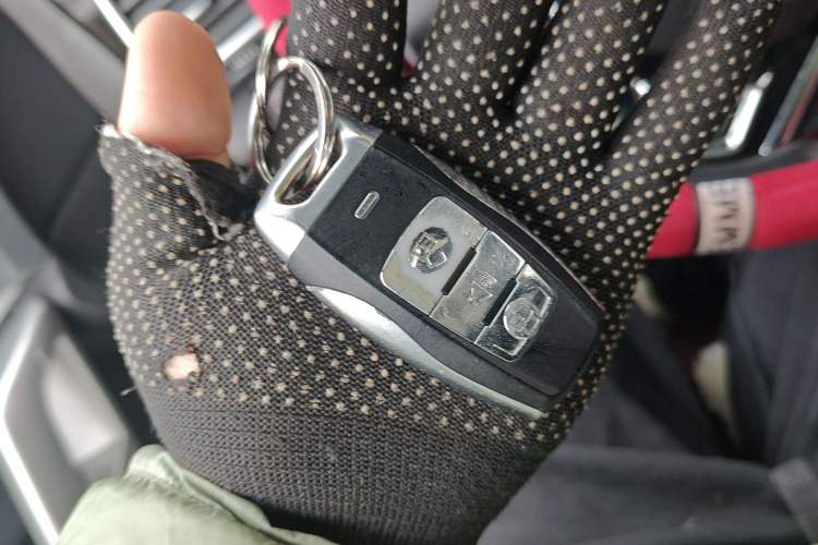 Used Haval H2 2017 Red-Label 1.5T Automatic Two-Wheel Drive Luxury Model
