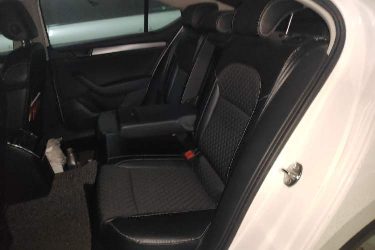 Used Skoda Superb 2016 TSI330 DSG Innovation Edition