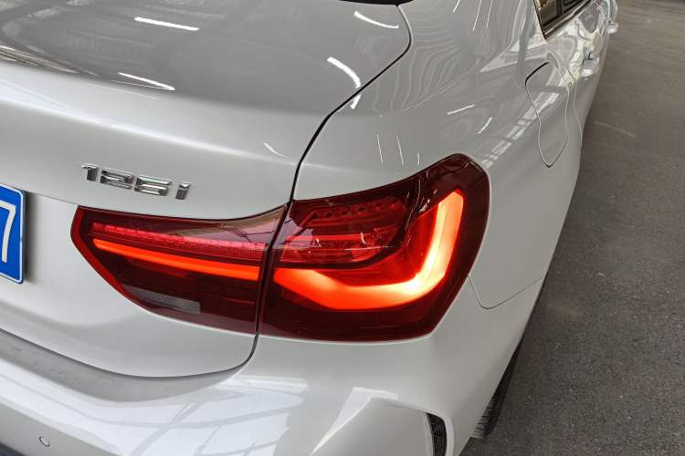 Used BMW 1 Series 2023 125i M Sport Night Edition
