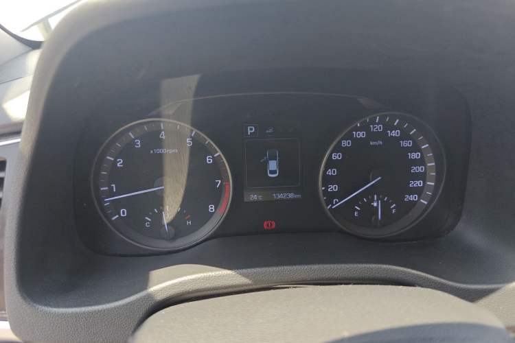 Used Hyundai Elantra (6th Generation / Lingdong) 2016 1.6L Automatic ZhiXuan – Elite Version Instrument Cluster