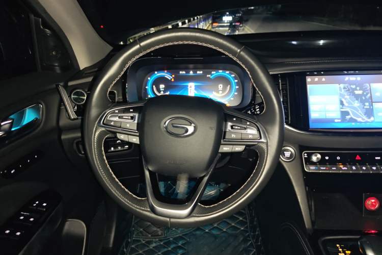 Used GAC Trumpchi GS8 2021 390T Two-Wheel Drive Luxury Smart Connect & Drive Edition (7 Seats)