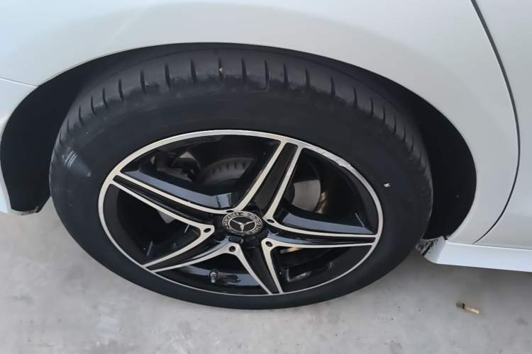 Used Mercedes-Benz E-Class 2019 E 260 Sport Edition