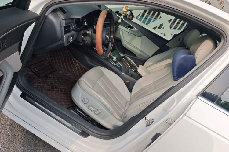 Used Audi A4L 2017 40 TFSI Ambition Edition