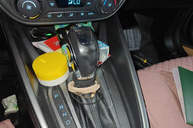 Used Ford Escort 2015 1.5L Automatic Fashion Model