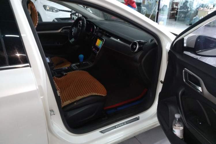 Used MG 6 2017 20T Manual Luxury Smart Connect Version China V Standard