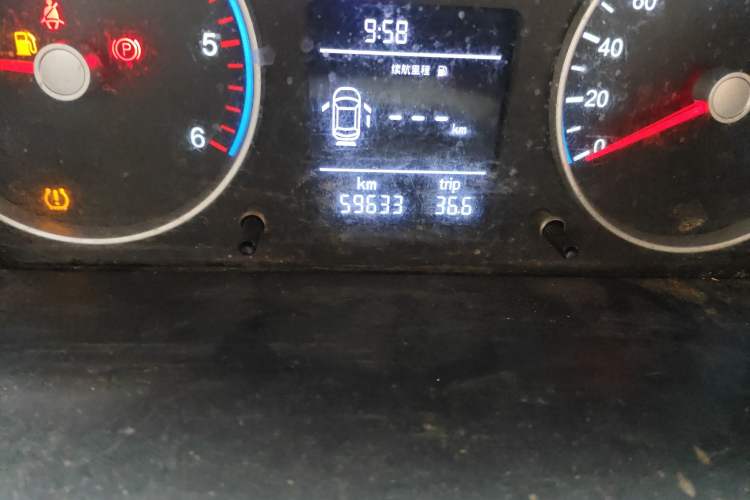 Used Foton Toano 2020 2.5T Manual Tongtu Short Wheelbase Mid-Roof 5/6-Seater 4J25TC3