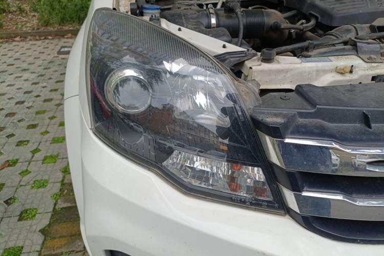 Used Haval H5 Classic 2018 Classic Edition 2.0T Manual 4x4 Prestige Model Right Front Headlight