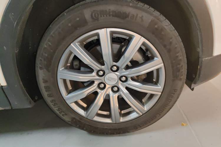 Used Cadillac XT4 2018 28T Two-Wheel Drive Leading Version