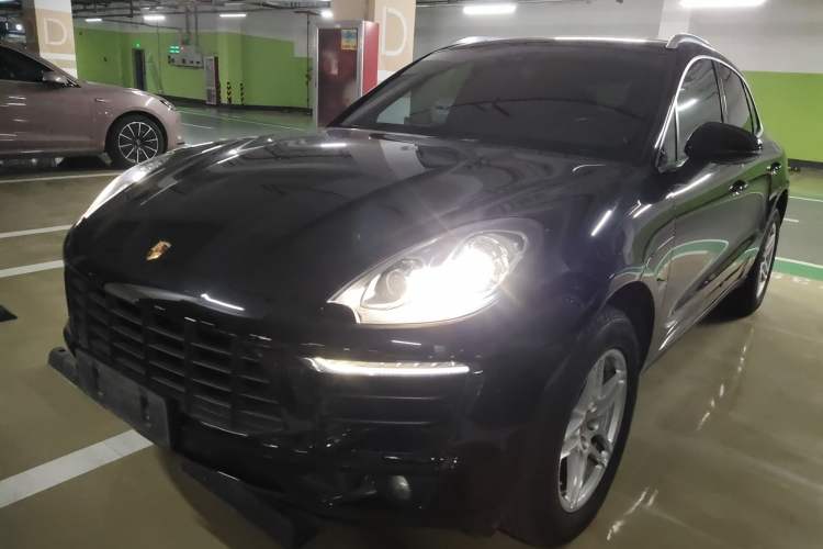 Used Porsche Macan 2017 Macan 2.0T