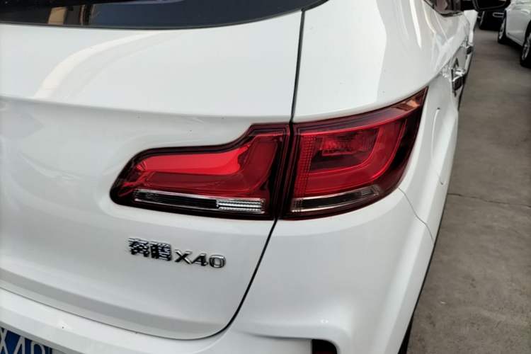 Used Bestune X40 2017 1.6L Manual Luxury Edition
