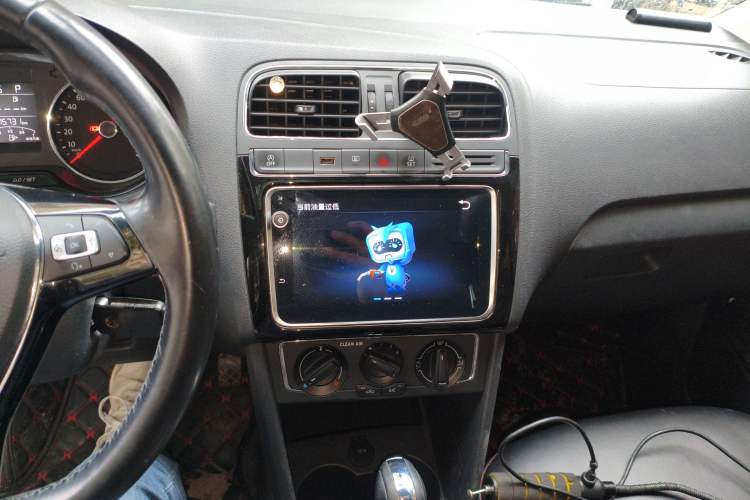 Used Volkswagen Polo 2018 1.5L Automatic Enjoyment Model Audio And AC Panel