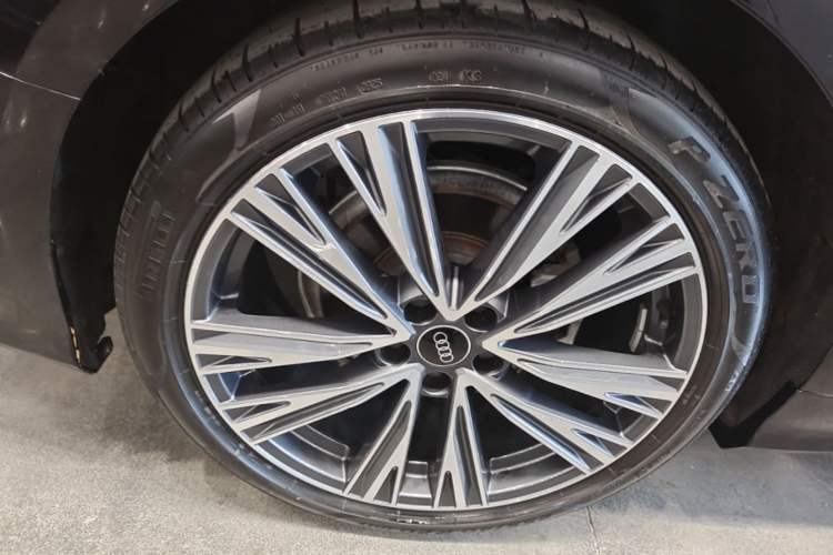 Used Audi A6L 2023 Revised 40 TFSI Luxury Dynamic Edition
