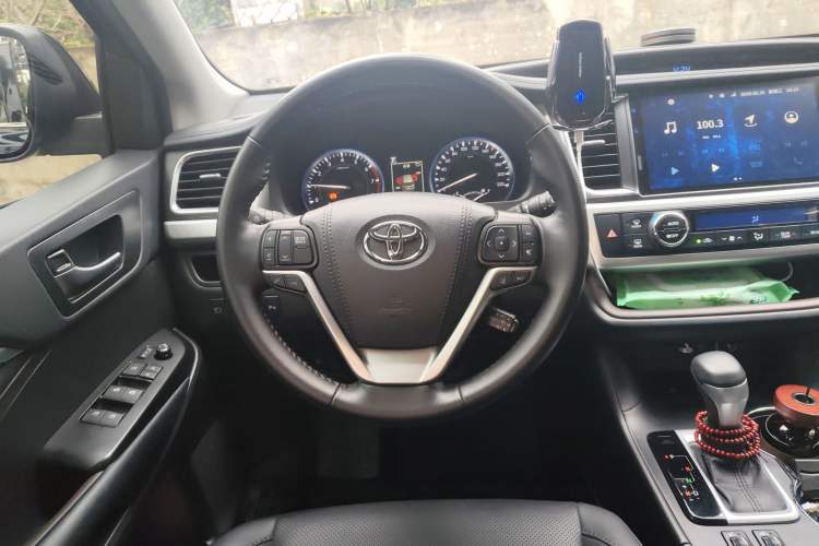 Used Toyota Highlander 2021 2.0T Four-Wheel Drive Prestige Version 7 Seats