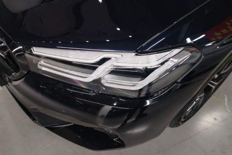 Used BMW 5 Series 2023 530Li Luxury Edition M Sport Package