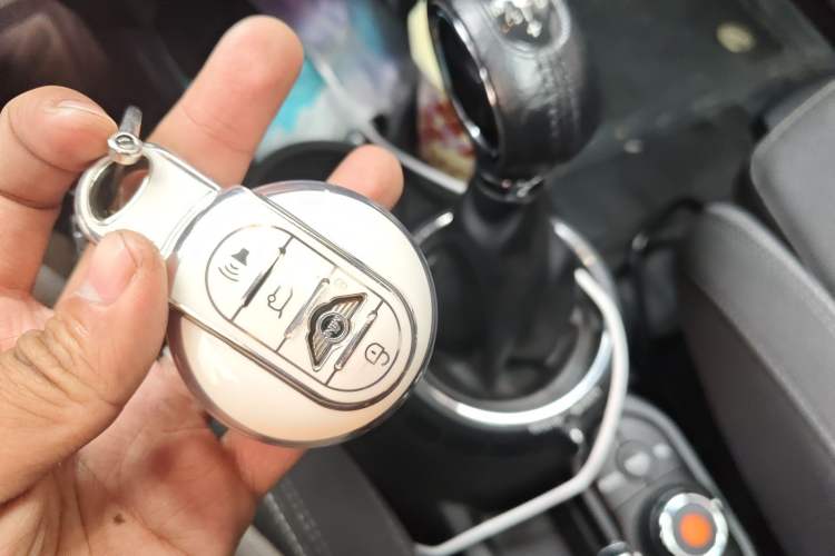 Used MINI 2015 1.5T COOPER Fun Five-Door Edition
