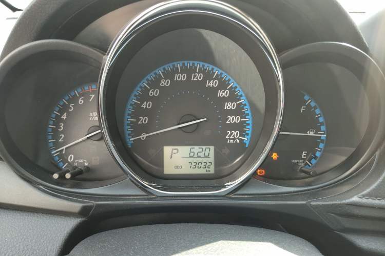 Used Toyota YARiS L Zhi Xuan 2016 Revised 1.5E CVT Charming Edition
