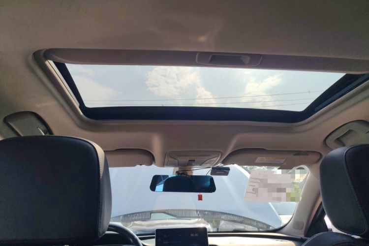 Used Hongqi H5 2018 30TD Dynamic Edition Headliner