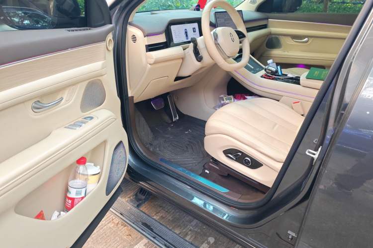 Used Hima AITO M7 2024 1.5T Intelligent Driving Rear-Drive Pro Version 5 Seats
