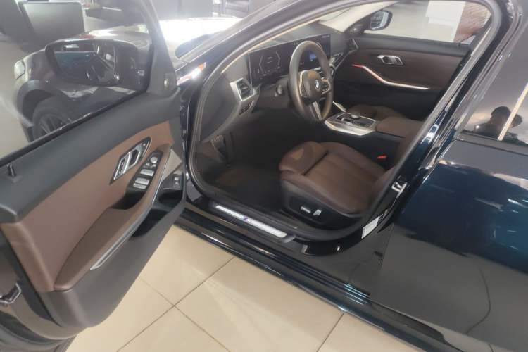Used BMW 3 Series 2023 325Li M Sport Night Edition Package
