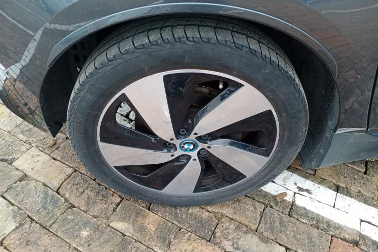 Used BMW i3 2016 Upgraded Deluxe Edition
